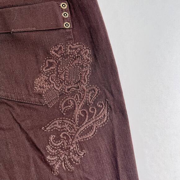 Chico's Platinum Jeans Woman's 2 Reg(M 12) Brown Embroidered Rivet Embellishment - Picture 5 of 16